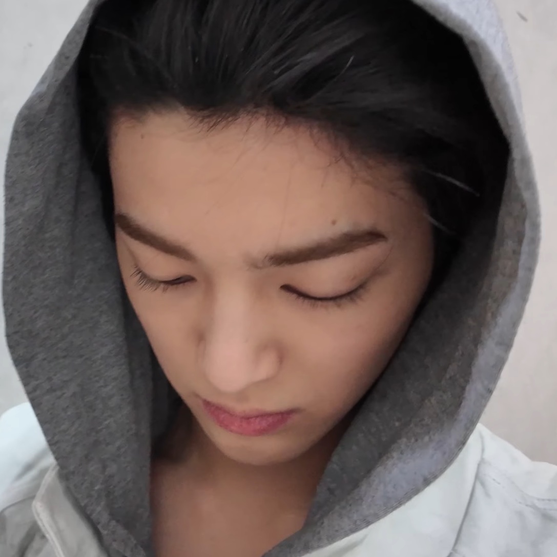keontonin's tweet photo. keonho’s hair genetics don’t play https://t.co/isRRm6ZZn7