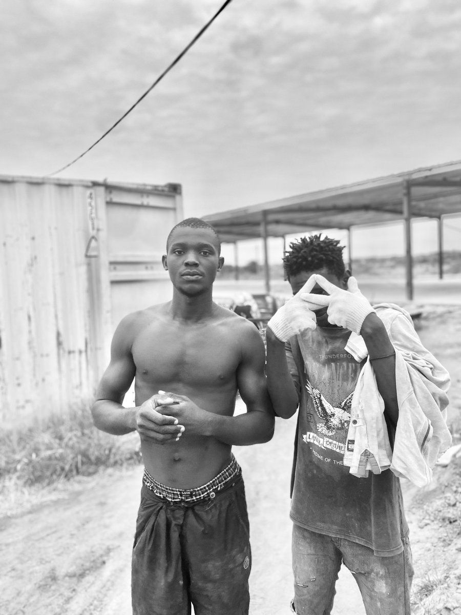 heisdensy's tweet photo. Ghana 🇬🇭 pls be nice 👼 https://t.co/EF3N0O90dd