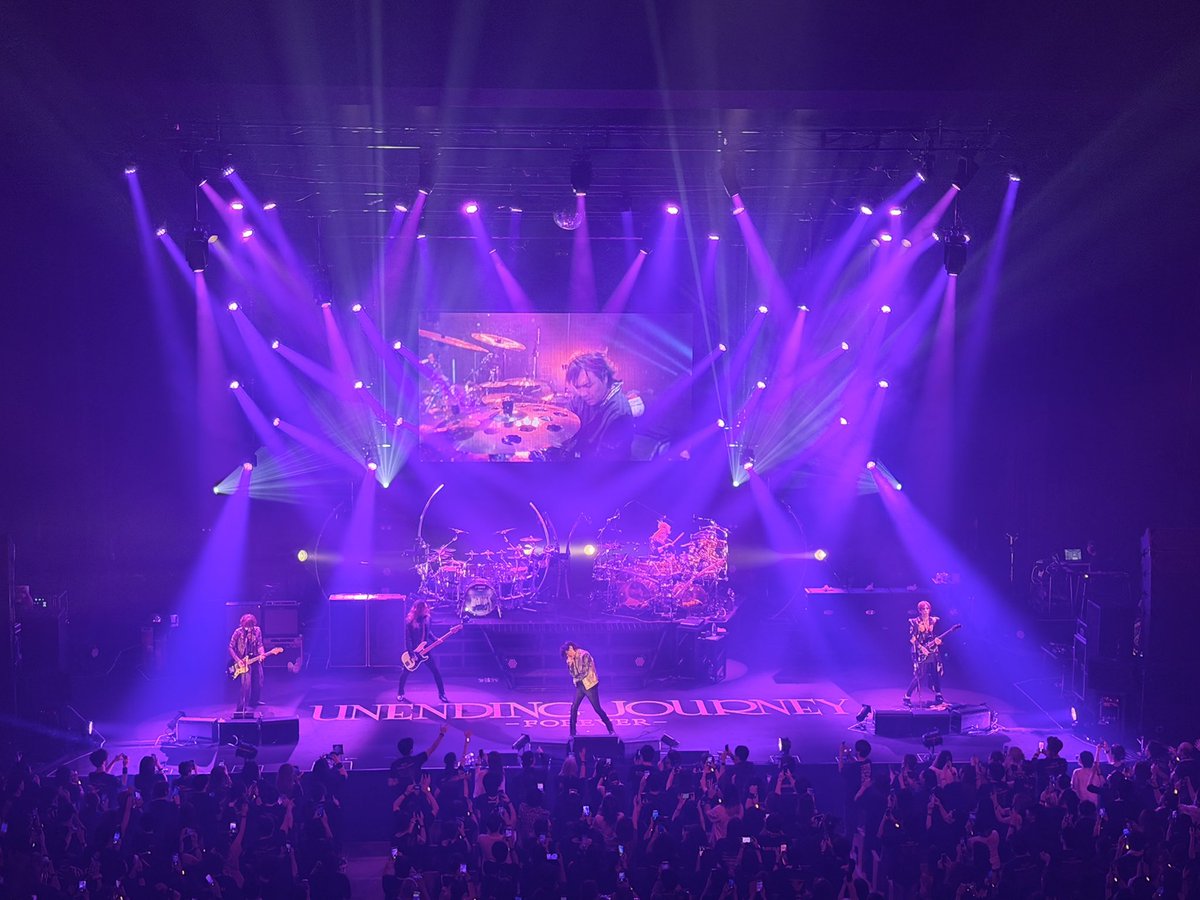 marurock0815's tweet photo. ファミ��ーシートは2階の正面からで良い眺めでした！

子どもは初めてのルナシーでしたが、楽しかったようです👧

#LUNAPIC https://t.co/rf88rsxNzY