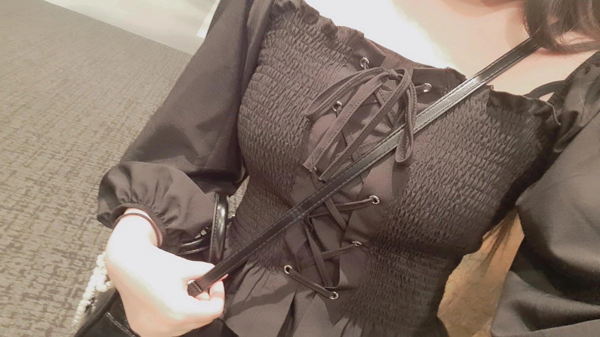 fe1ixity_'s tweet photo. #일상계_𝕏친소 #일상계_트친소 #오타쿠_𝕏친소

여름 방학이라서 더욱 많은 분들이랑 친해지고 싶어 올립니당 . . . 🥹🩷🩷 JLPT N3 결과 기다리는 중인 고2 입니다 !!! 예쁜 것, 귀여운 것, 복슬복슬한 것들 다 너무 좋아해요 💭🫧

교류는 맘찍 위주로 흘러갑니당 ᕦ(๑•̀o•́๑)ᕤ
잘 부탁드려요 🎀 https://t.co/Cy2NFDlagd