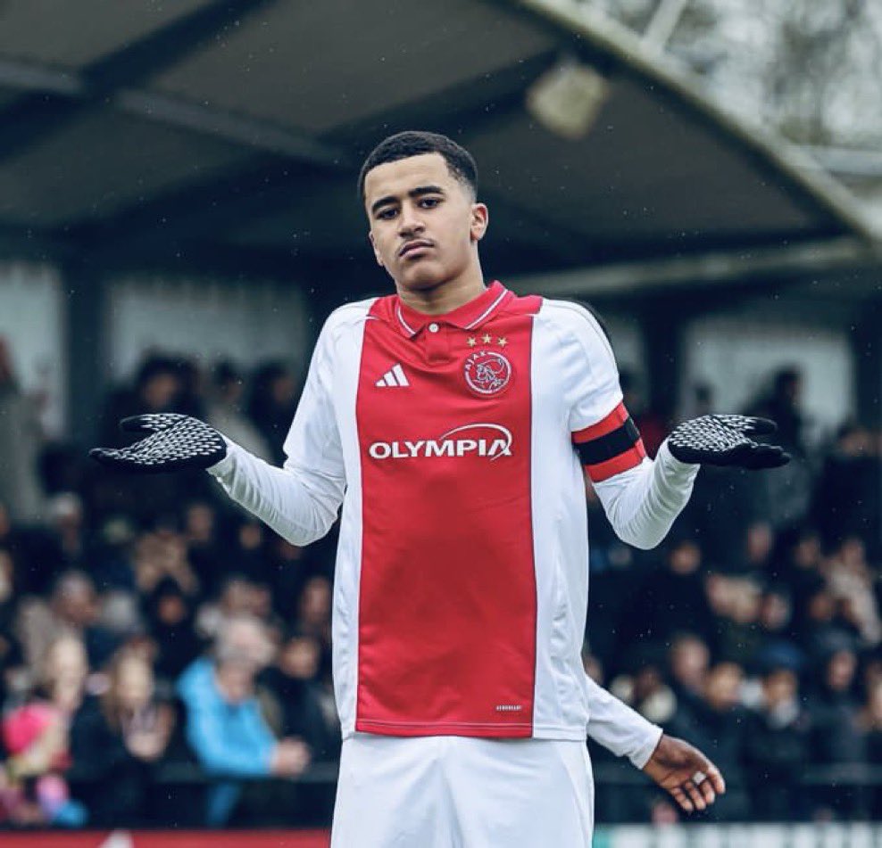 NextGen_Morocco's tweet photo. 🔥🇲🇦 𝗢𝗨𝗔𝗭𝗔𝗡𝗘 𝗧𝗥𝗢𝗨𝗩𝗘 𝗘𝗡𝗖𝗢𝗥𝗘 𝗟𝗘 𝗖𝗛𝗘𝗠𝗜𝗡 𝗗𝗘𝗦 𝗙𝗜𝗟𝗘𝗧𝗦

Abdellah Ouazane inscrit un nouveau but avec l’Ajax lors du match amical face à Burnley 🎯

Plus rien ne semble arrêter le jeune Marocain, qui enchaîne les performances convaincantes durant cette présaison ✨