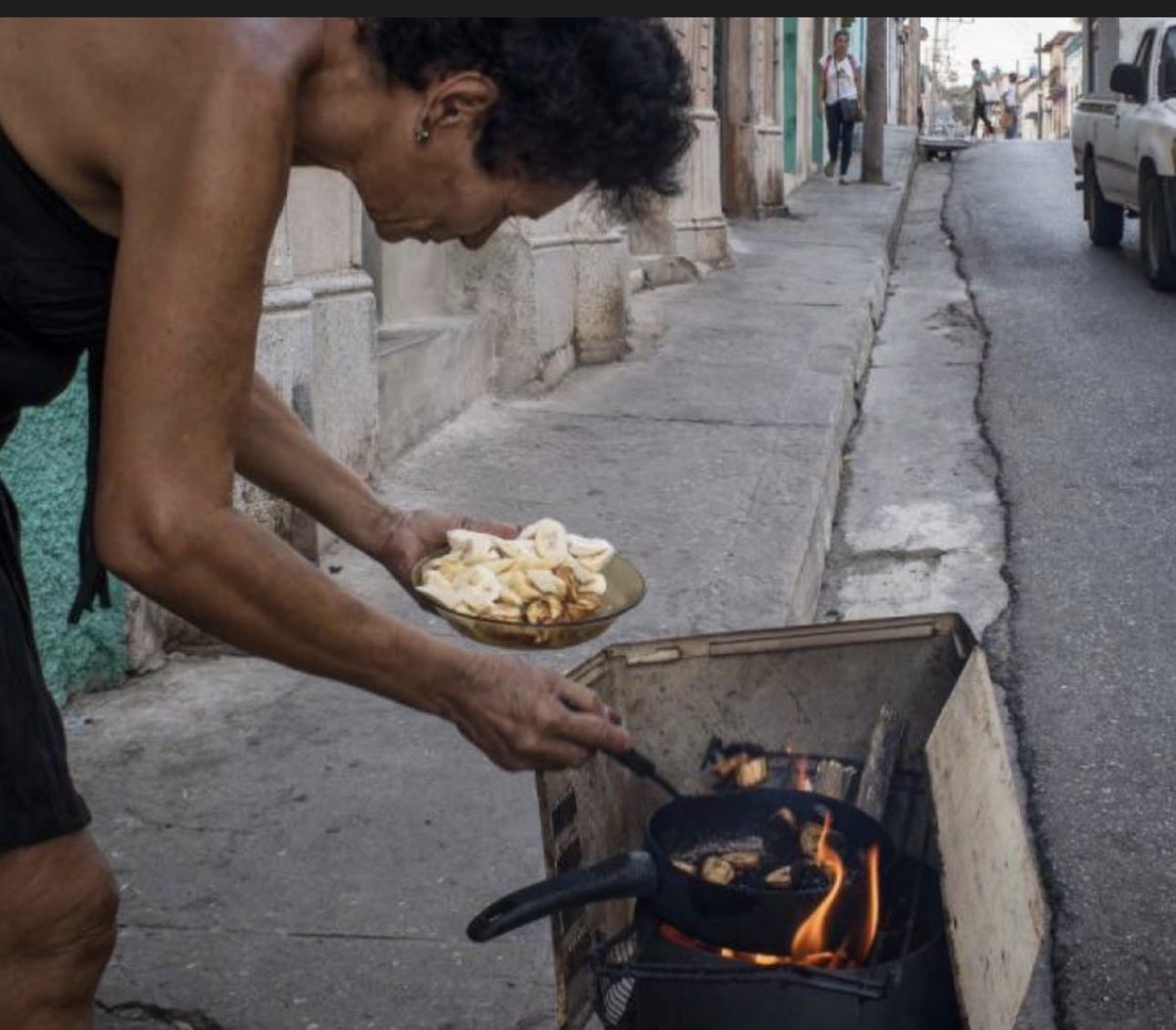 CJ_8123's tweet photo. @DefendiendoCuba @EVilluendasC @FrankCuba2022 @ElNecio_Cuba @eldiarioes @IzquierdaUnid15 @almaplustv @_TereFelipe_ @Latido_Izquierd @Reylope13 @Vicente73977721 #100AñosConFidel https://t.co/nHQND28ZLv