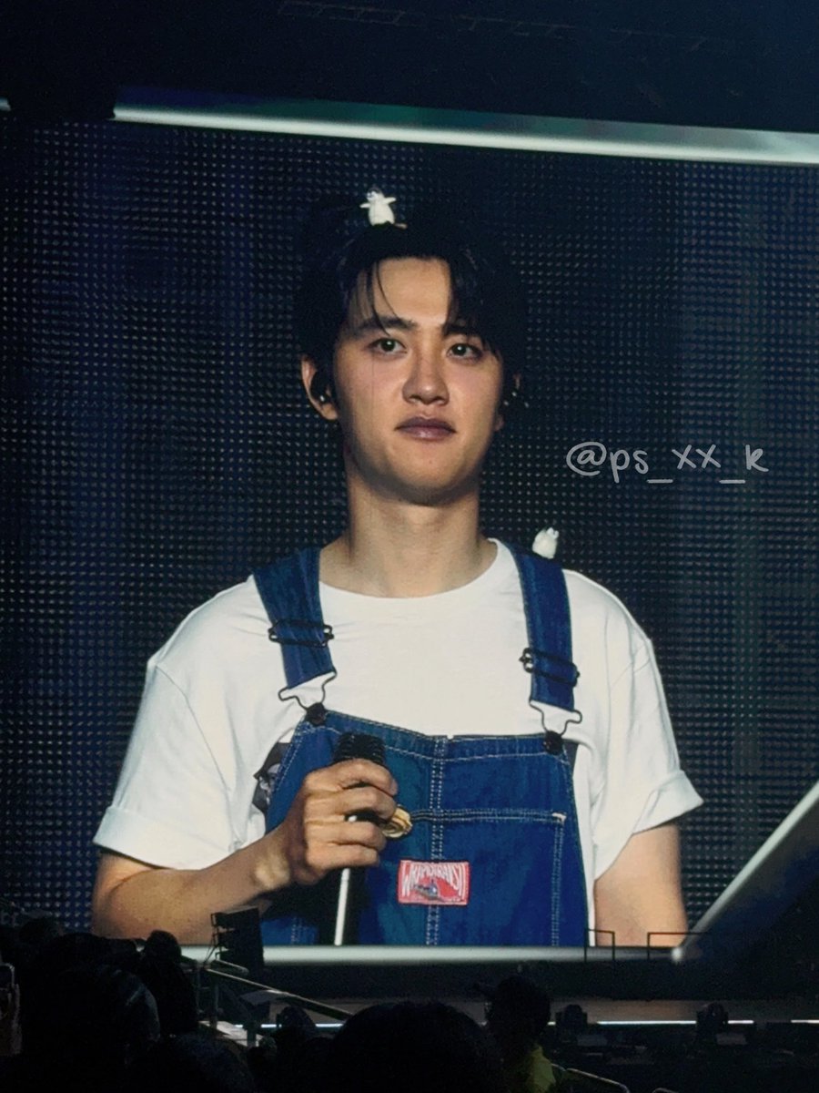 ps_XX_k's tweet photo. 260726 EXhOrizon in Singapore

企鹅摸企鹅🫳

#도경수 #DOHKYUNGSOO #KYUNGSOO
#디오 #DO(D.O.) #ドギョンス #都暻秀
@DOHKYUNGSOO_X

#EXhOrizoninSG #EXhOrizon_SG
#EXhOrizon_in_Singapore #EXhOrizon https://t.co/GbWmlVgtOb