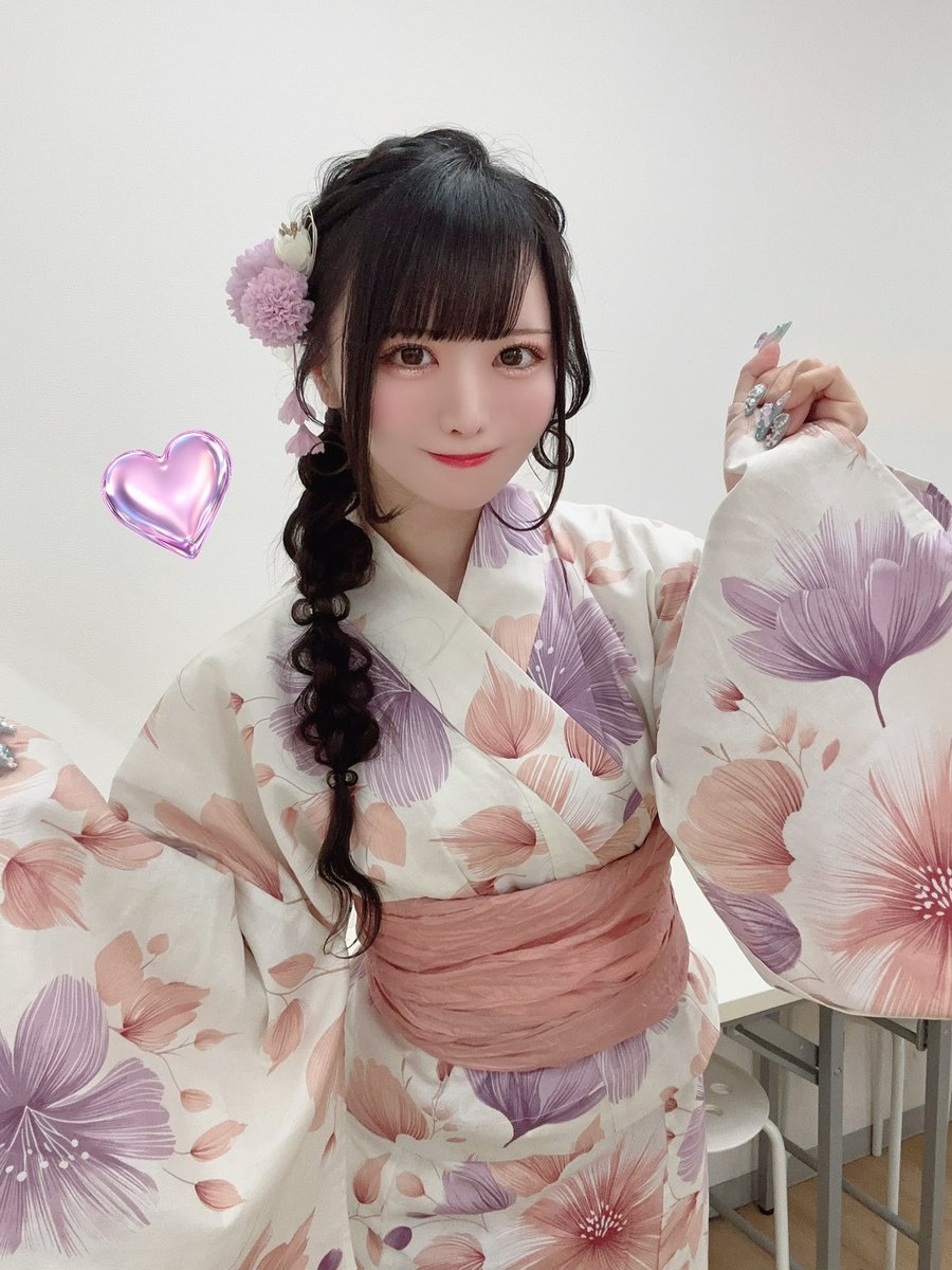 Ayako05x26's tweet photo. 浴衣どうかな？🥹💓 https://t.co/HrbMEY3h5i
