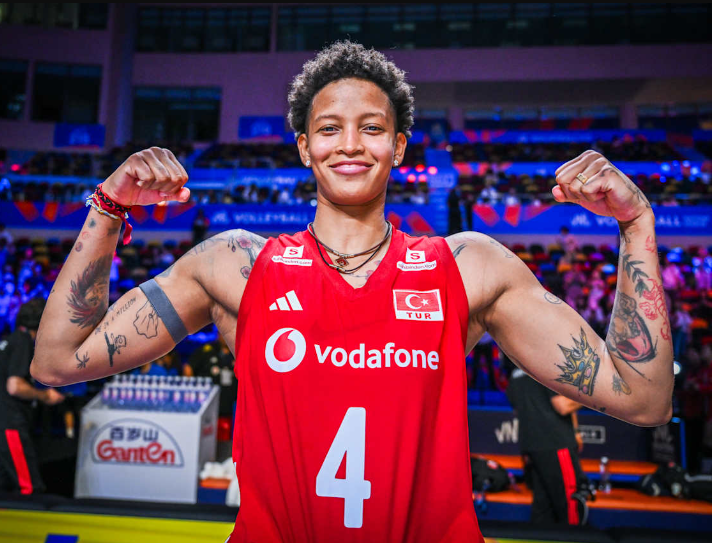 Temmzvolley's tweet photo. MELİSSA TERESA VARGAS ABREU🇹🇷

🧿Milli Takımı için oynamak denince dünyanın en iyisi. https://t.co/97mbAAElEm