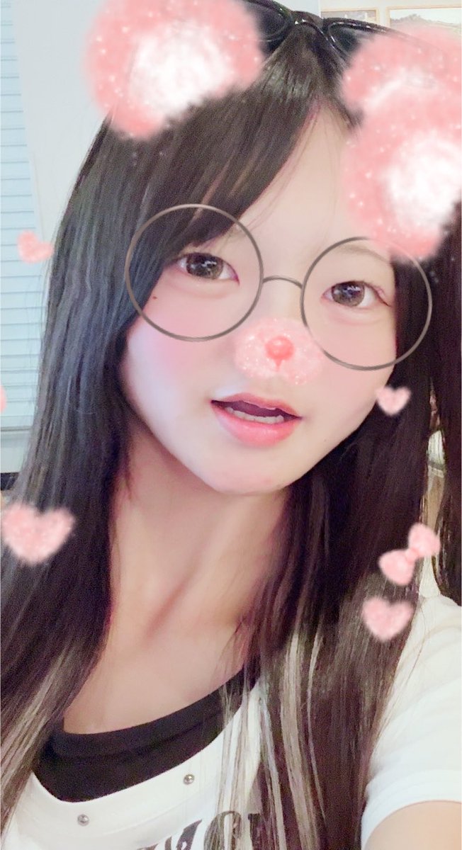 _kkh2ooq's tweet photo. 最近のわたし
夏休みだからたくさんはっちゃけてるけど流石にそろそろ宿題もしないとー、なんだよね？？
夏休みも撮影会沢山あるからきてね👧🏻👧🏻
リク撮も！ https://t.co/lc3sN76IQb