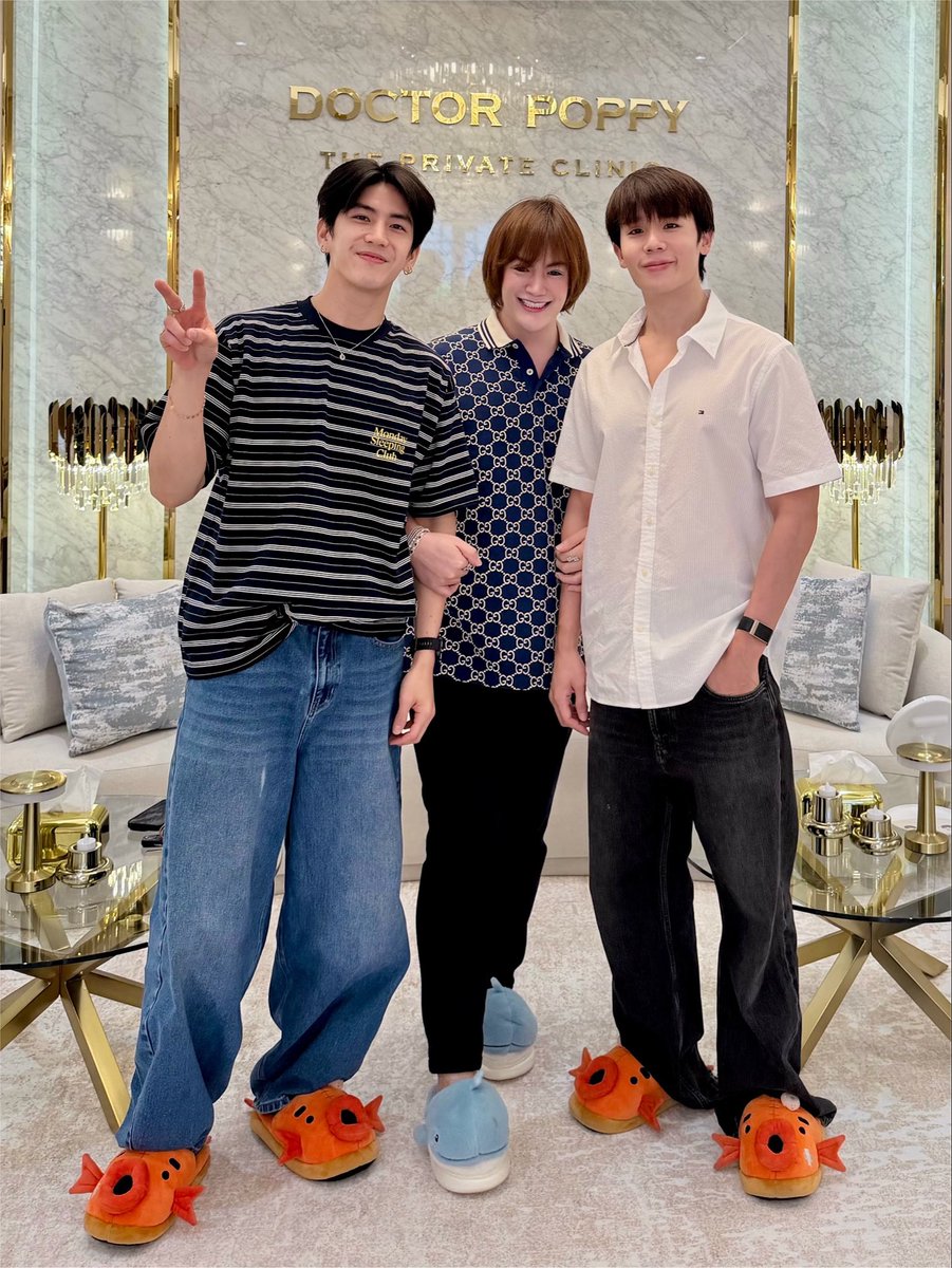 วิตามินsea ᗢ ⋆͛ tweet media