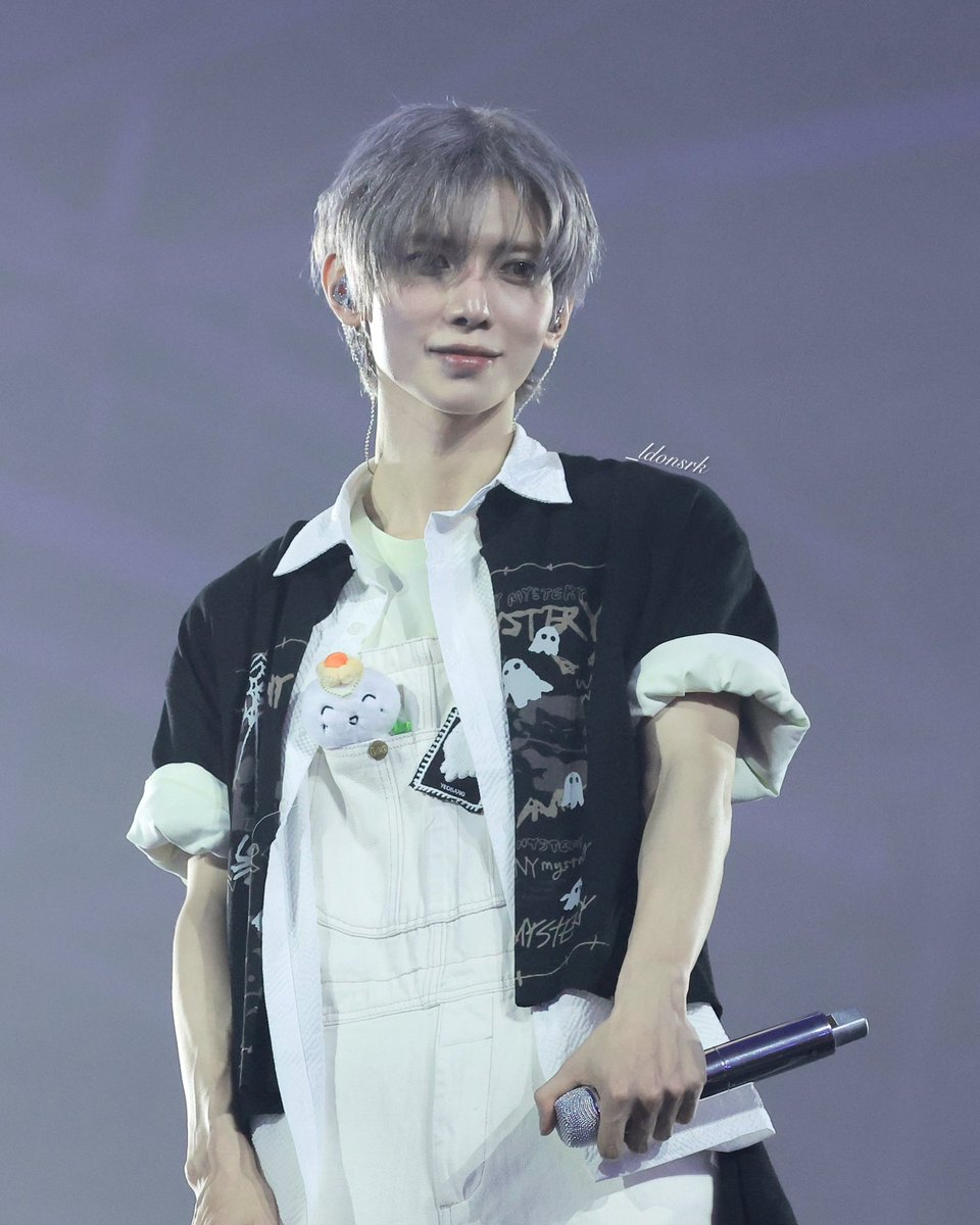 _ldonsrk21's tweet photo. 260718 서울 팬미팅 2일차

“나랑 만나 볼래?”

#여상 #강여상 #YEOSANG 
#에이티즈 #ATEEZ https://t.co/pIqxSd8WjO