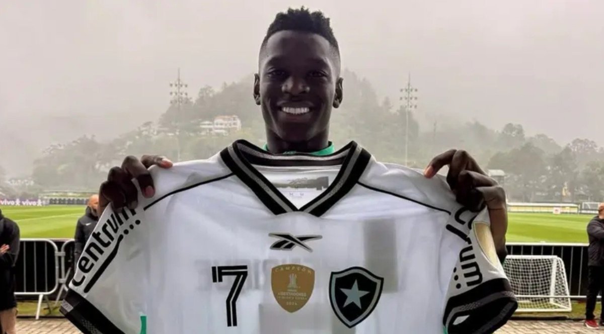 Botafogo_infos's tweet photo. 🚨 Botafogo e Luiz Henrique já têm tudo acertado para uma possível volta.  A esposa do jogador está grávida e deseja retornar ao Brasil .

O único empecilho na negociação é o Danilo, que segue resistente a ideia de ir para a Rússia .

Zenit deve melhorar a proposta nos próximos dias a Danilo, e insiste na sua contratação.

🗞️ @amsfjb @CanalDoManel_

📸 Botafogo