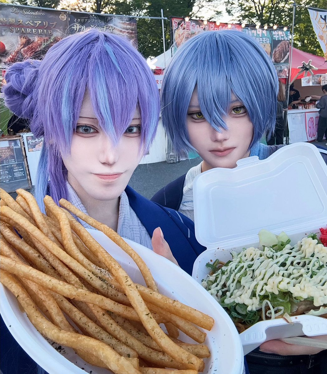 uiop__owo's tweet photo. cos
本日ドタでした！今日もお声がけいただきありがとうございました。
このあと無事食べきれず死亡

#アコスタ万博夏まつり https://t.co/qFClckRHvl
