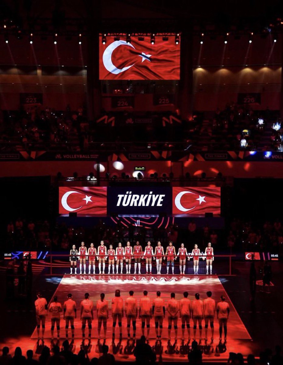 Gökçe Katun tweet media