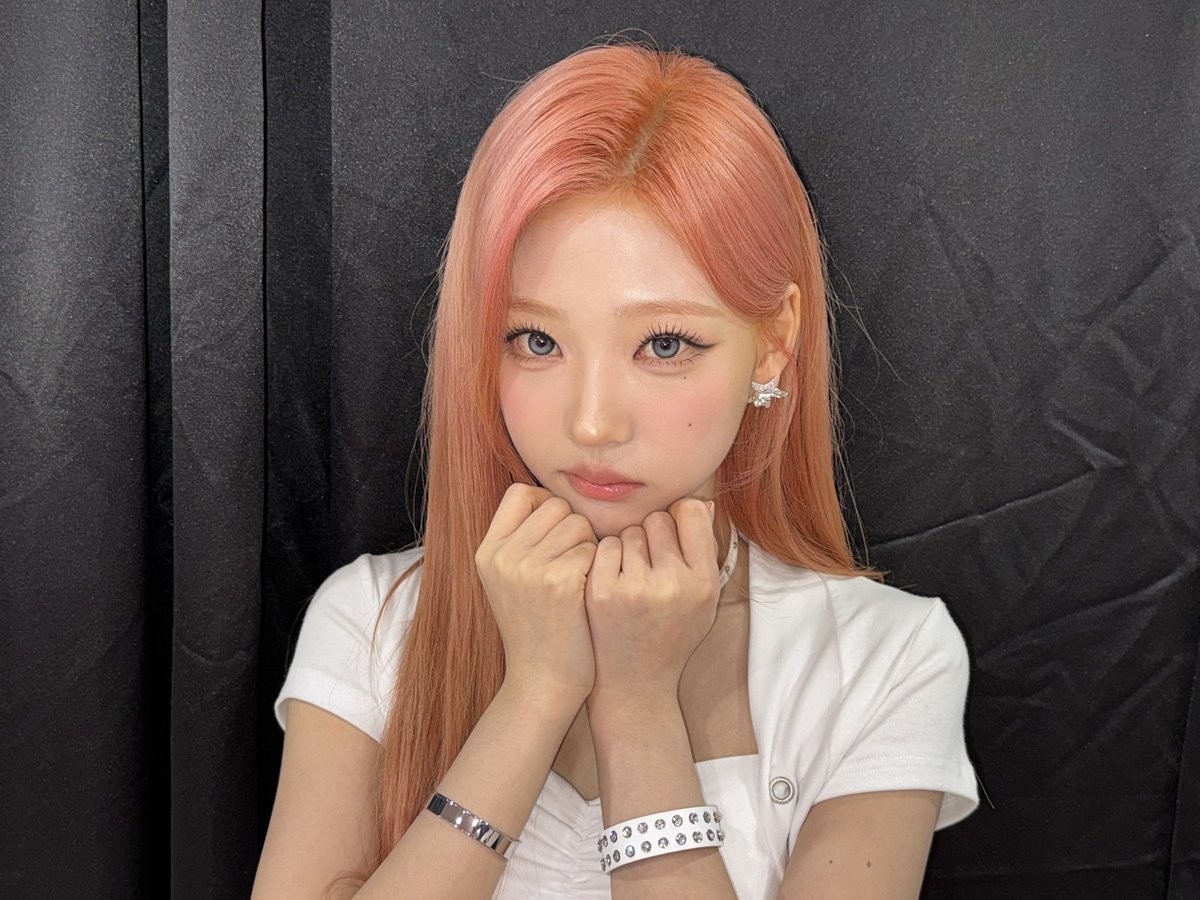kimsteIa's tweet photo. 소원을 말해줘! ♡ https://t.co/QxT4aAHkPO