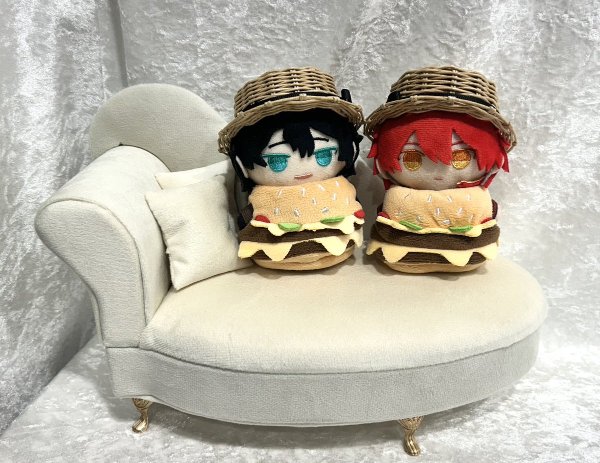 moriki_frank's tweet photo. そしてバーガーズが夏仕様になりました✨
これでもう暑そうなんて言わせないよ！笑 https://t.co/Wdmqws5g3B