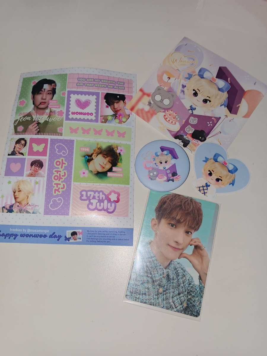 pocarimigu's tweet photo. 💜 save point 1707: Wonwoo day 💜

birthday cafe event by @adelps25 @onuhyung @cloudsinureye super gemas 🥰 🥰  thank you freebiesnya ya @0618LOVER @moeamongie dan pc dk nya 💜💜💜💜 https://t.co/Fn8AHAAgas