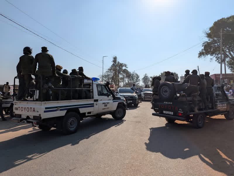 zambianwhistle's tweet photo. Police block access roads in Chambishi where Brian Mundubile and Makebi Zulu are expected to hold a rally. https://t.co/R42OyH9WBl #ZWB https://t.co/AuyW3URYza