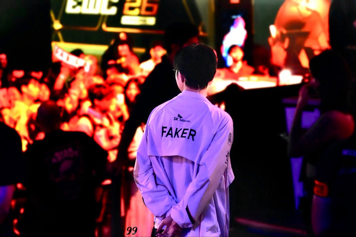 99canfly99's tweet photo. 260717 EWC

✨✨✨✨✨✨✨
✨✨✨🐈‍⬛✨✨✨
✨✨✨✨✨✨✨

#FAKER #페이커 https://t.co/omVZqBKDBv