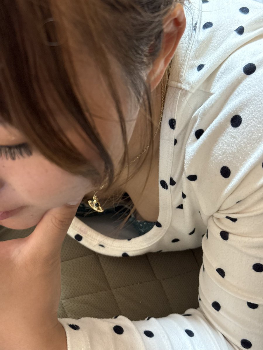 LetLib's tweet photo. 彼女に内緒で���ア友と遊んだ💕💢💕💢
胸元ゆるゆるすぎて撮るのやめれん💕💕💢💢💢💢
まっっじで気持ちよかったあ💕💕💢💢💢 ほんとイライラする💕💕💢
#オナペ #おなぺ https://t.co/TbTyS7GUsi