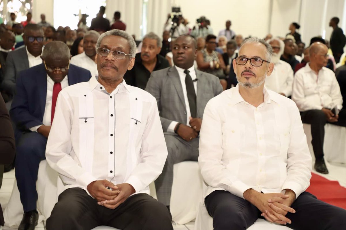 MCHaiti's tweet photo. 📸 | Retour en images | Cérémonie officielle d'hommage aux grandes figures du Konpa haïtien https://t.co/q8qAloJwLe