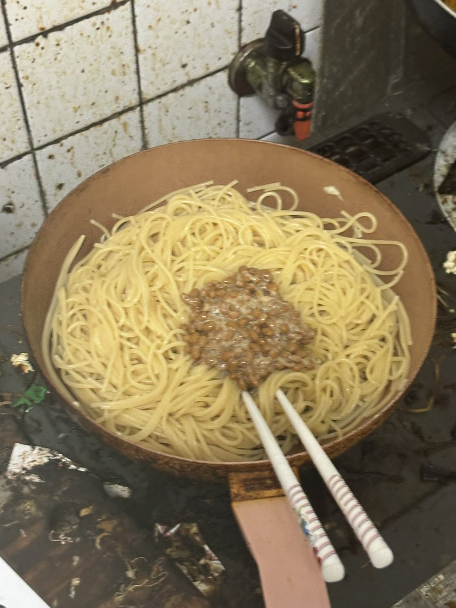 224mol6's tweet photo. 口臭晩飯 https://t.co/4pyO3jt97H