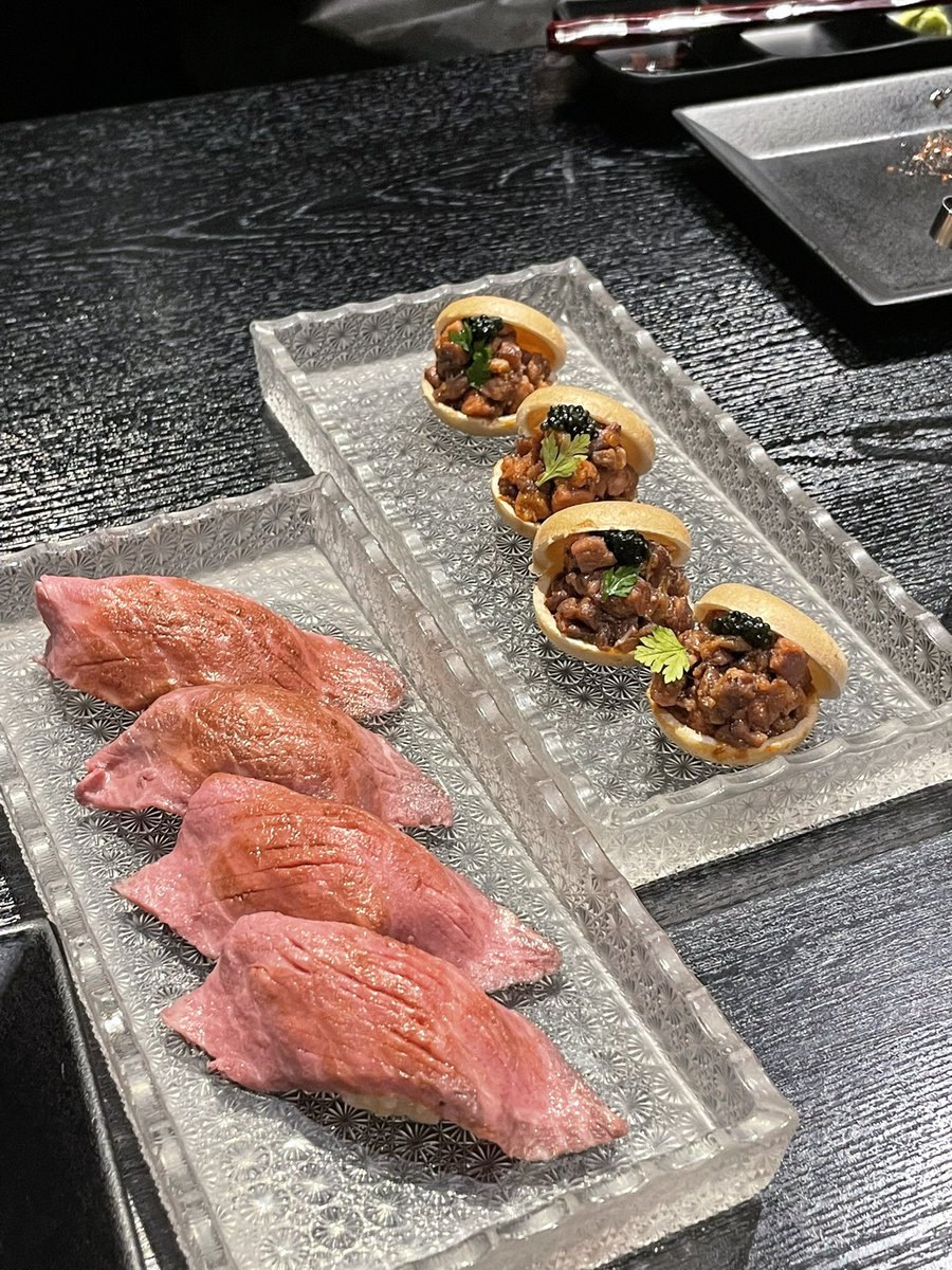 teaTomo's tweet photo. 壁登って、牛タン食べて、宿泊地のバーで飲んで終了！ https://t.co/oIVomlaQQa