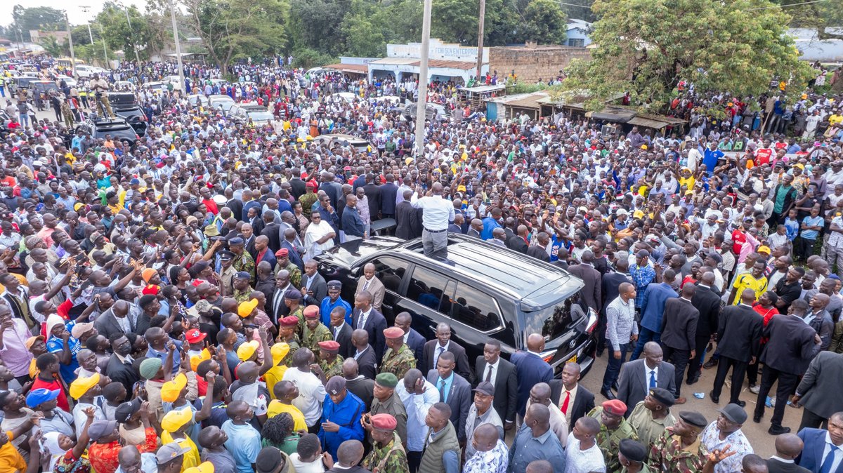 WilliamsRuto's tweet photo. The Opposition are an existential threat to our country. They are not only a threat to our economy but also to the future of our children.

We ask Kenyans to rally behind this Government; a transformative administration that is driving growth and expanding opportunities for everyone.

Those who are not for progress and development should not stand in the way of our country’s transformation.

Amagoro Town, Teso North, Busia County.