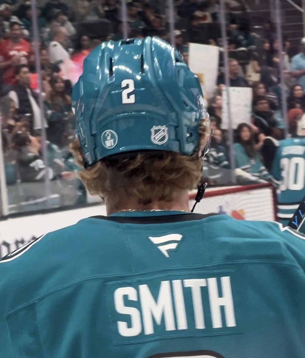 smittenszn's tweet photo. my fave genre of #wshelmetwings https://t.co/gMger4aE0y