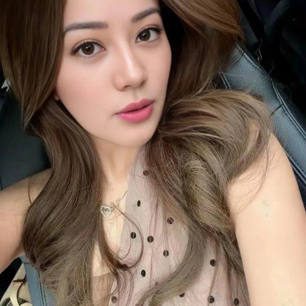ikagedikla's tweet photo. Ada tak yang minat ladyboy macam i?
#ladyboy #shemale https://t.co/mtoTOSHYlW