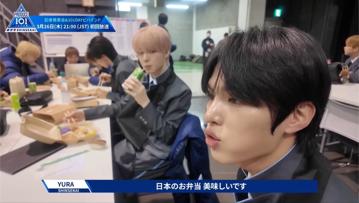 3455keirin's tweet photo. ゅらって偏食なんですか？じゃあ、もしかして、「ええよ俺食うから」とか言って食べてあげてたょしーきとか存在するかもってワケ？こんなにゅらの彼女ヅラなのに https://t.co/EBEUsFU8pE