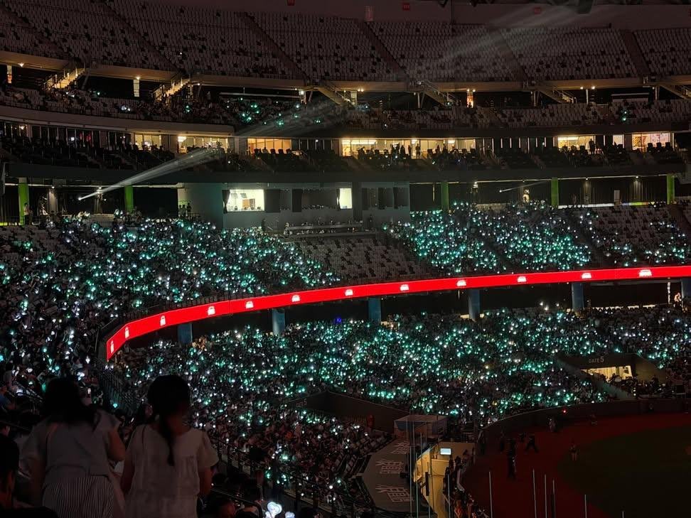xoreasonox's tweet photo. 오늘 탬돌이 기분 좋은 이유 ↘️ https://t.co/3m3OBQ12ht