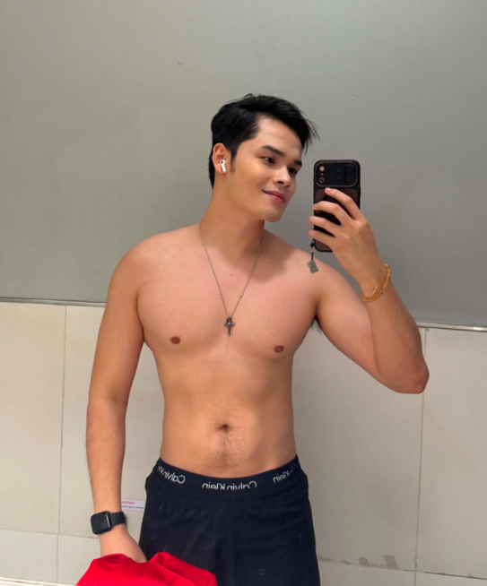 jeffalagar's tweet photo. From 178 lbs in January to a lean 153 lbs in July
⚡ Disciplined OMAD Strategy
⚡ Precision Caloric Deficit
⚡ Targeted Supplementation
Be my next project! https://t.co/DlDv2Xyqx9 or DM ME!!!
#bodybycoachjeff #realresults #onlinecoaching #thenewme #tatakcoachjeff https://t.co/plK6ku2mqJ