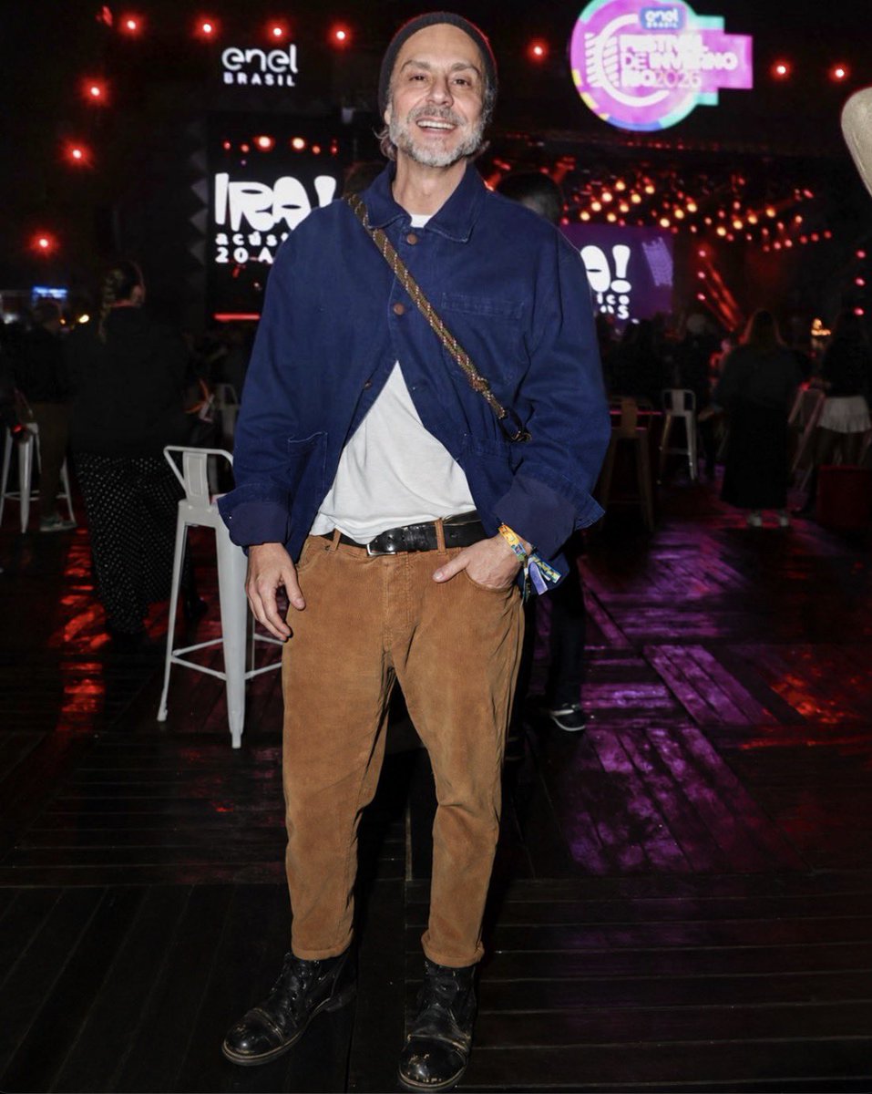 centraldonero's tweet photo. Alexandre Nero na noite de ontem (25) marcando presença no Festival de Inverno do Rio ✨ https://t.co/okl2IW88UC