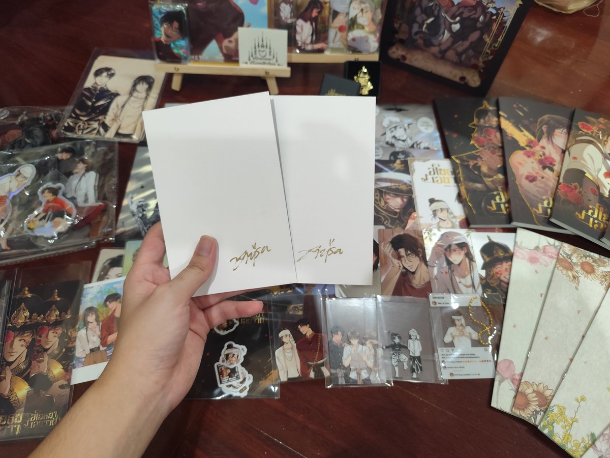 drawpapercraft's tweet photo. ปล่อยต่อ
-นส.1-4 พิเศษรอบพรี
-ของแถมงานนส. ครบ
-น้ำหอม+ชิกิชิ เต็มขวด
-คอลแลปแซนวิช ติกเกอ 2 ลาย+สแตนการ์ดอำดงเจ้าพี่
-โปสลายเซ็น 2 แผ่น
-แทททูอโยธยา
-การ์ดใส 2 ลาย
-สแตน 6 อันในซีล
-เข็มกลัดอำดง
ปล่อย 7499 บาท
Price $249.90 USD
#ตลาดนัดอโยธยาเอยาวดี #ตลาดนัดไก่ชน #อโยธยาเอยาวดี https://t.co/8OSzlUajdj
