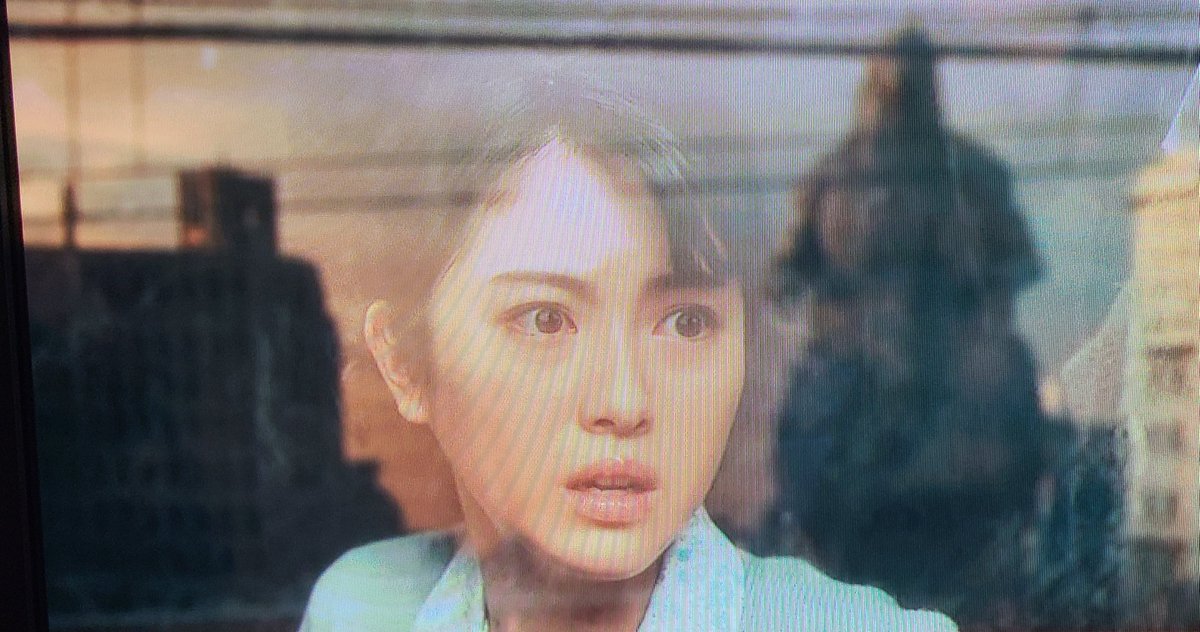 battgodzi's tweet photo. うん。あと２週間ちょいで、
島谷ひとみちゃんのライブだと思った時の私…
一瞬、仕事の手を止め…
完全に“あれ”を見た時の浜辺美波さんのお顔になってました…！🤣 https://t.co/4UuIZdMPMR