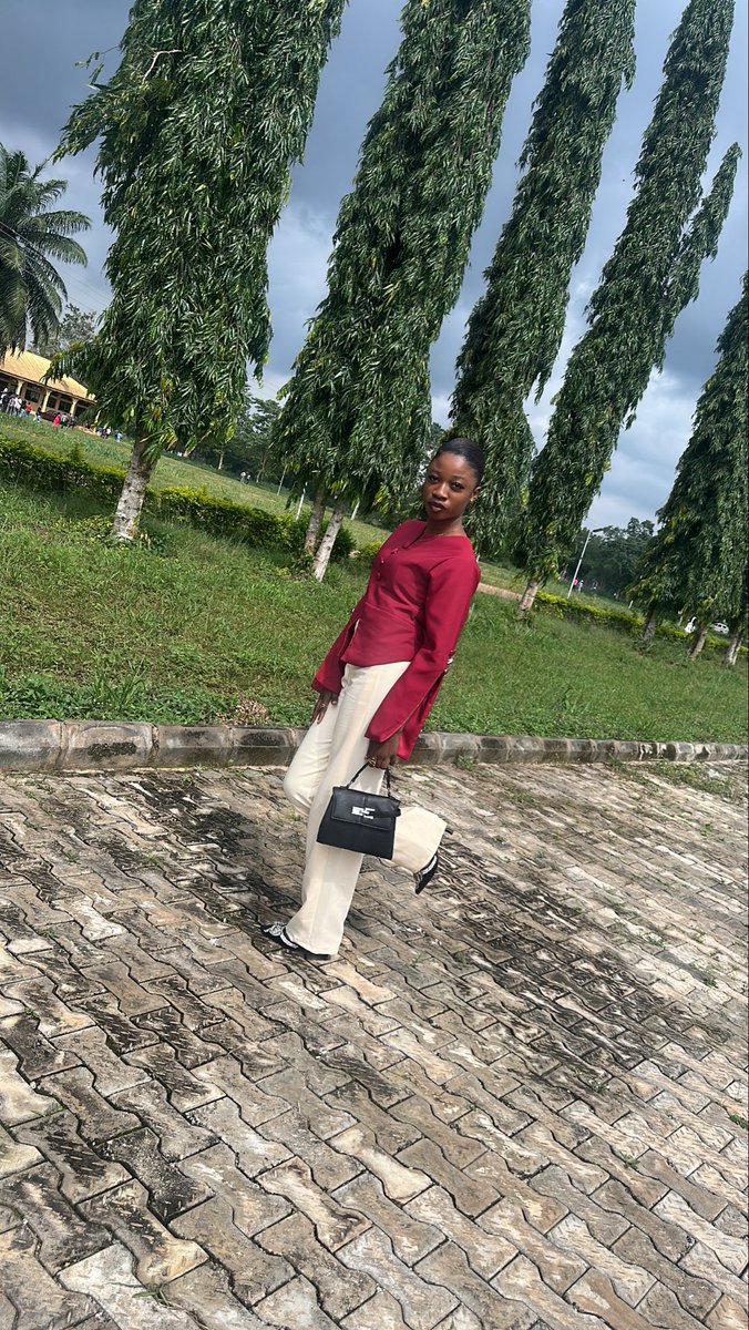 Treasurechoosen's tweet photo. FYB Day 1 #corporateday https://t.co/IaGzWVIiIF