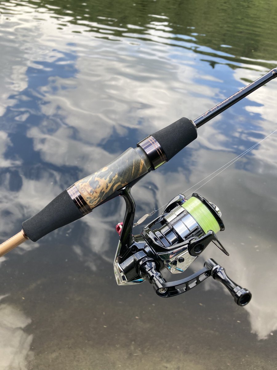 tsurimasha's tweet photo. 今日はアングラーズガーデンと
アナザーTコネの初陣で平谷湖へ🎣
アナザーいいロッドです！
乗せロッド中心の人でも
綺麗に掛けられる素晴らしいロッドでした👍
新しい企画のアングラーズガーデンも
これから楽しみです！
#アナザーTコネ
#アングラーズガーデンin平谷湖FS 
#zpi
#proarm https://t.co/c8uevCA7Xm