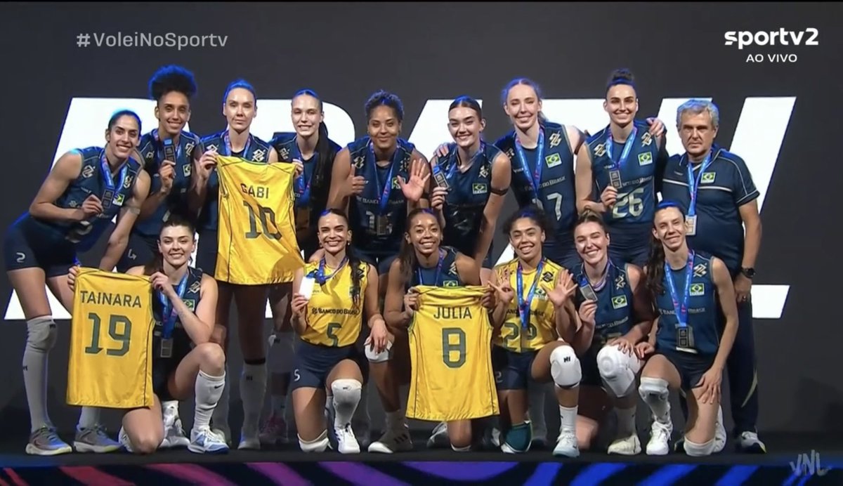 Jujub425's tweet photo. A vitória emociona, mas a derrota ensina

#voleinosporttv https://t.co/ADQeR9hzyG