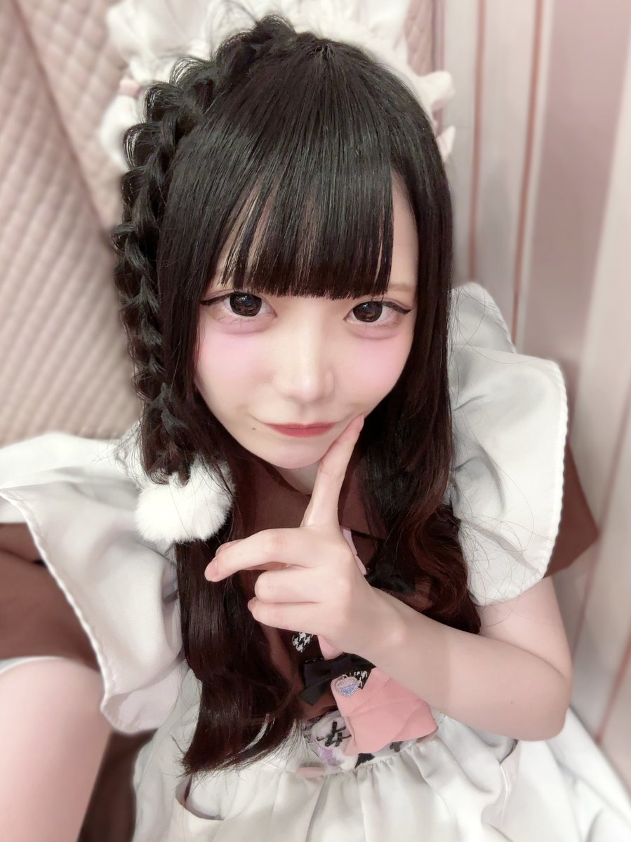 maid_mirei's tweet photo. 本日もご帰宅ありがとうございました✨

次は28日れなちさんにゃつまつり です🐈🍓 https://t.co/NioAVQzZFz