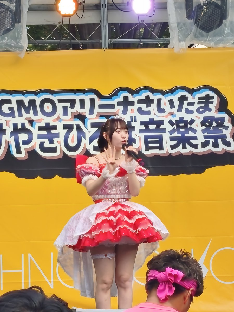 dongx9900's tweet photo. ナイスポニーテールだったのに
無銭握手で細胞プロミネンスをやれ！！れとセトリに文句言う厄介オタクになってしまっあ https://t.co/o6AWHjbQae