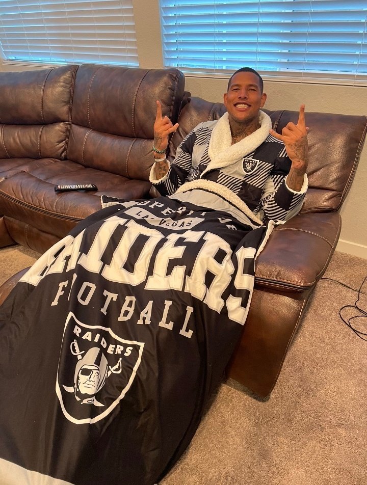 ZombieRaider707's tweet photo. Eazy like Sunday morning vibes...☕
#RaiderNation� https://t.co/f1Ubvcp4on