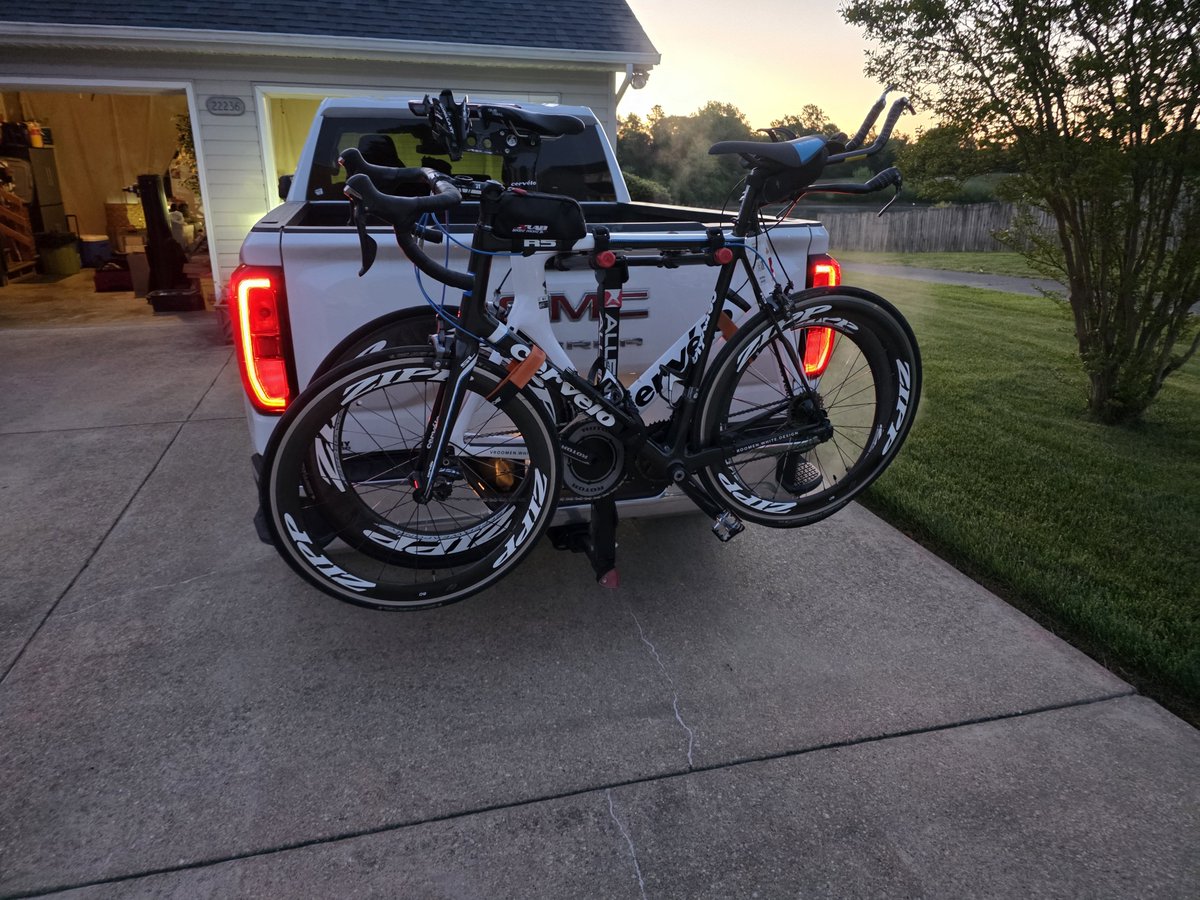 Testudo94's tweet photo. @Roadman_Podcast Cervelo P3
Cervelo R5 https://t.co/XSkGOM5eu9