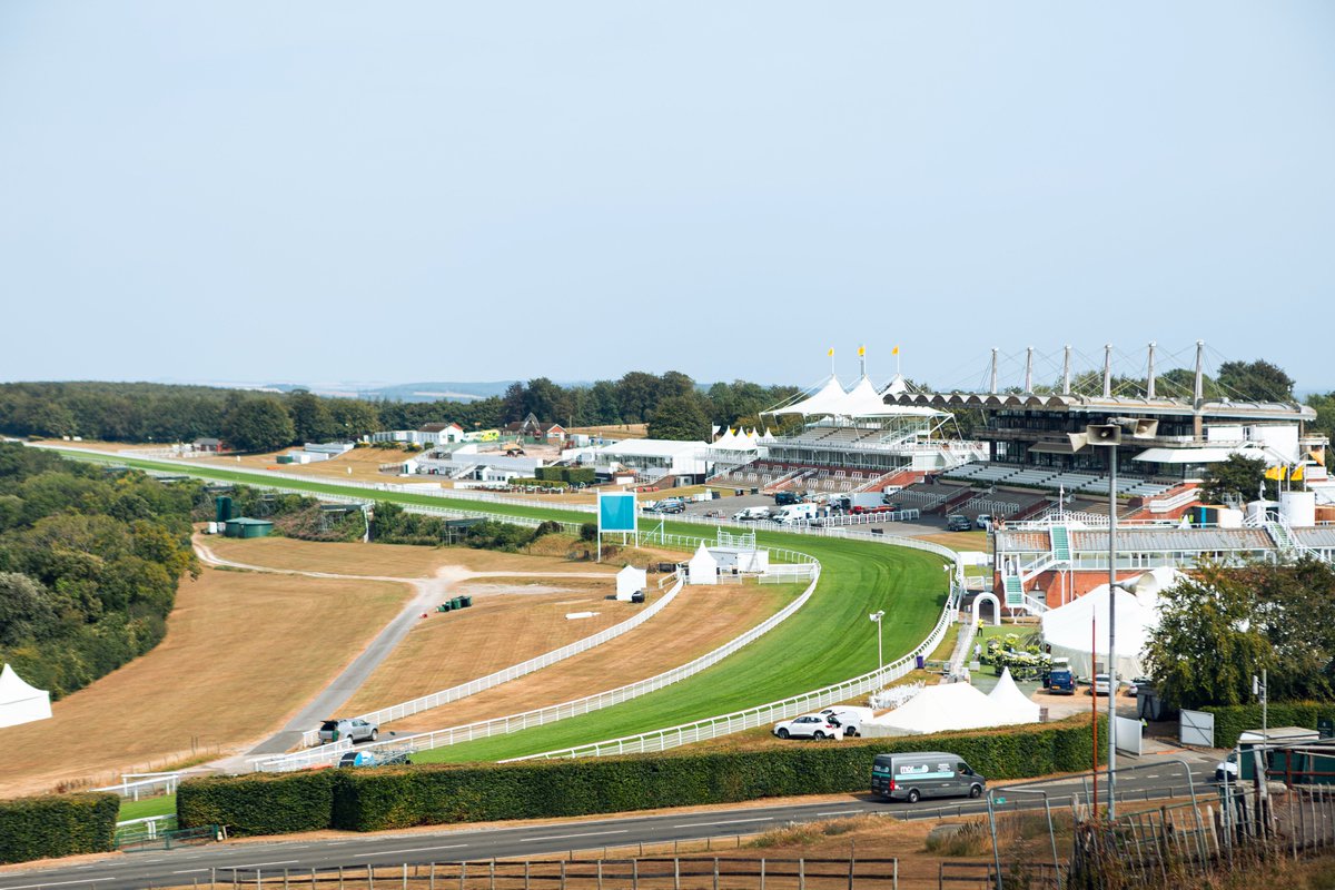 pigeon_island's tweet photo. 🐎Horse Racing Tipping Competition🐎

🐎 TUESDAY 28 JULY 🐎 #GloriousSwoop4
DAY 1 @Goodwood_Races 150 410 520 555

#OpenToAll ✅ https://t.co/pRZyE2AzDR