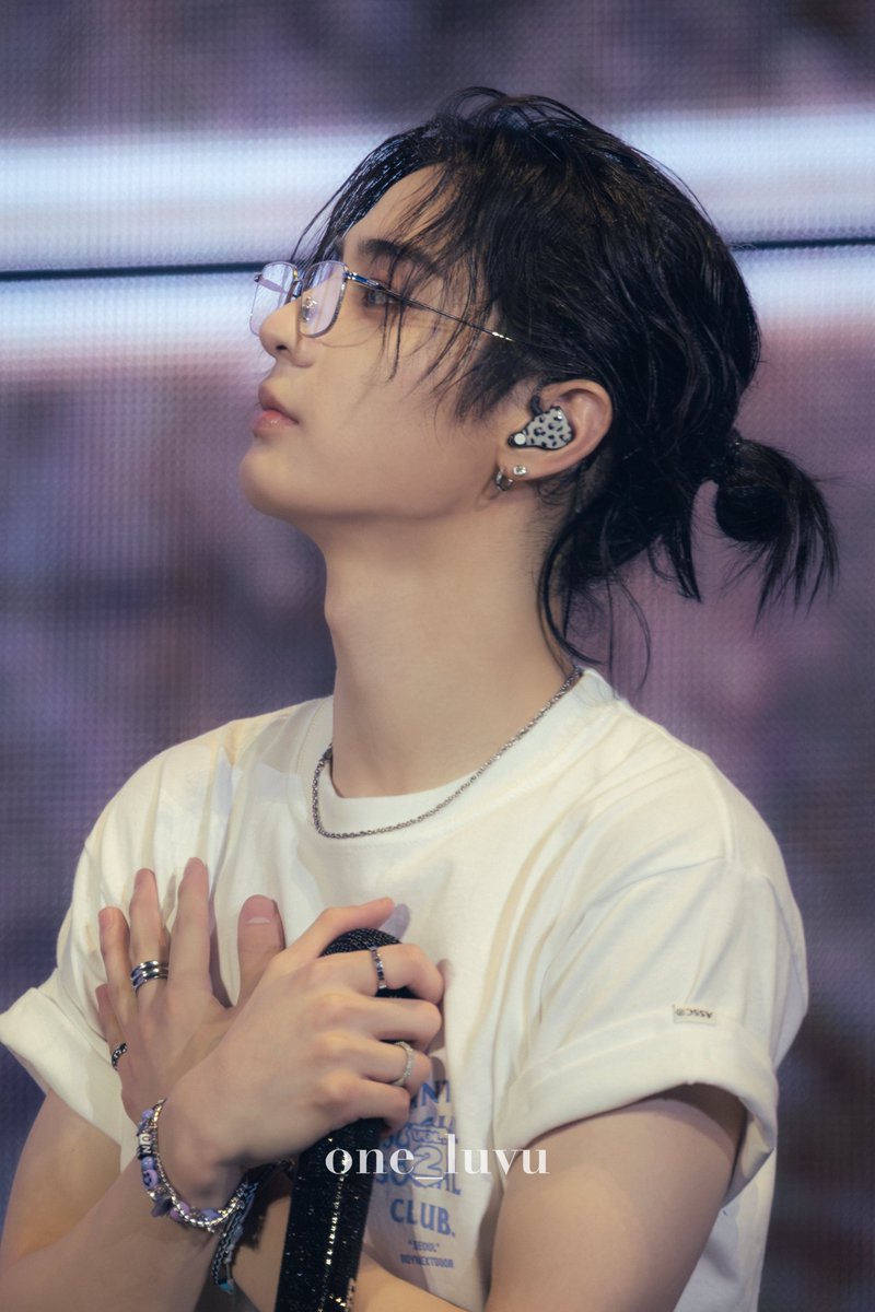 one_luvu's tweet photo. 260719 KNOCK ON VOL.2
사랑을 한가득 안기

#이한 #LEEHAN #보이넥스트도어 #BOYNEXTDOOR https://t.co/JKxypKB0J5