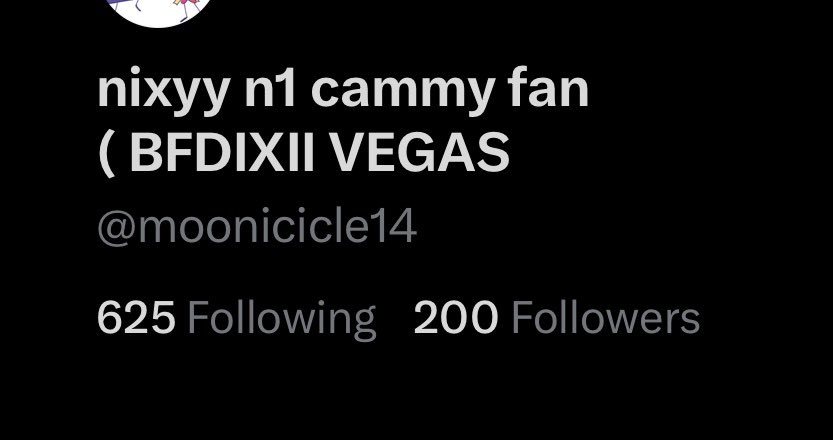 moonicicle14's tweet photo. Oh hey I hit 200 https://t.co/B9CDIh0oYG