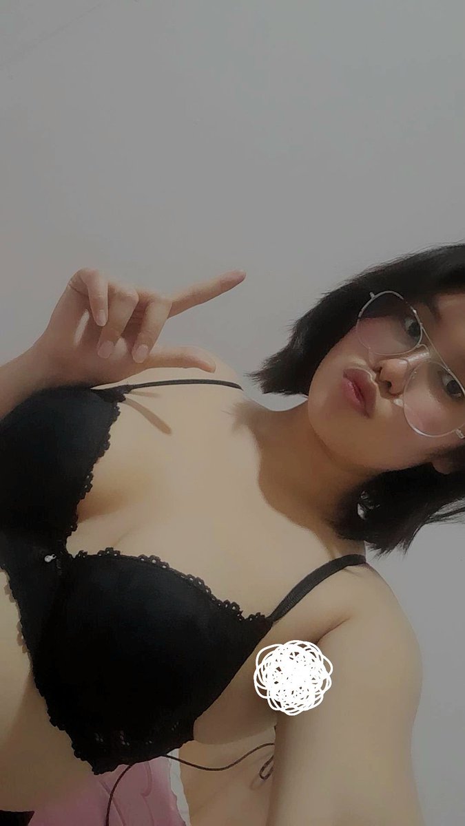 hail2missgracie's tweet photo. Your sweetest addiction😉 https://t.co/qtpvfusdbW