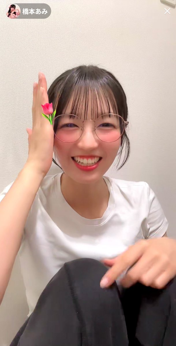 bebetakesan's tweet photo. 粗塩と入浴剤を紹介するお姉さんでした！？

そしてテンション高めの配信が楽しかった🩷 ̖́-

英語喋れたらカッコイイよね！

 #ぷりちーあみち
 #Appare https://t.co/L6rsykCK5x