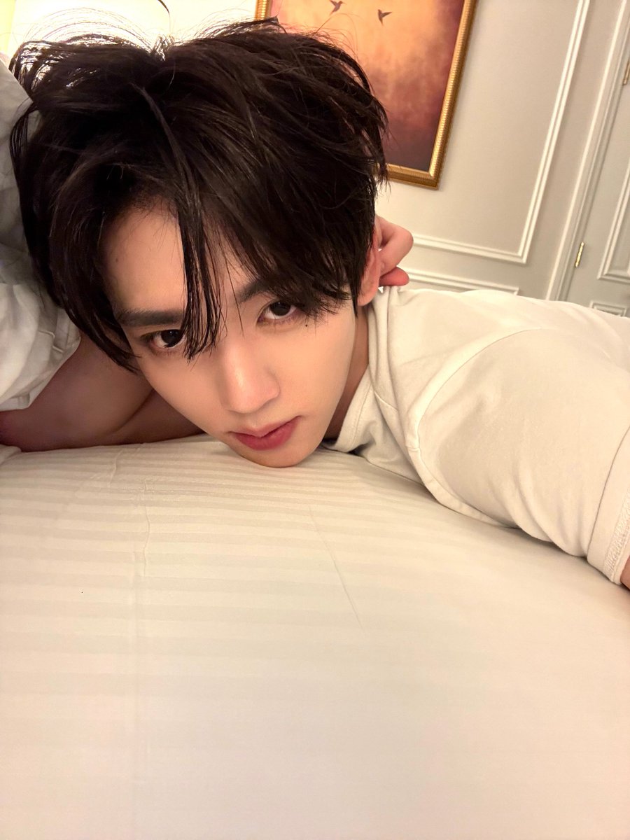 uziniluv's tweet photo. 기다리고 알게된 유진이의 실시간 상태...
너무 좋다 진짜//// https://t.co/LSQHhjHQBY