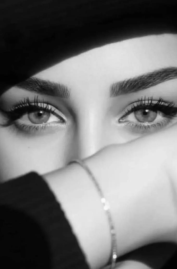 shahzeen688's tweet photo. I love my proud eyes. They have their own standards—they don't admire just anyone. ✨
#ProudSoul #HighStandards #SelfWorth #Confidence #Attitude https://t.co/JEJV9BL4ie