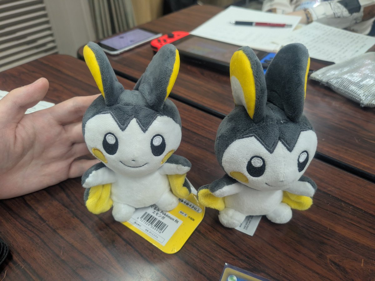 kou_111111's tweet photo. ぽちゃオフお疲れ様でした！
運営兼対戦参加という形でしたが、準優勝という結果を残すことが出来ました！
決勝ではボコボコにされてしまいましたが、運営二次会含めて楽しく過ごせました🐧 https://t.co/SW1c3HpZSW