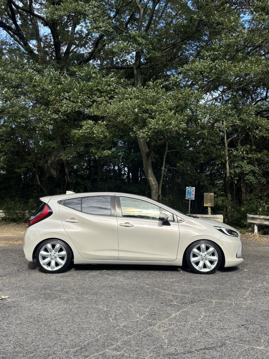 lockerundfest's tweet photo. ひっっさびさに洗車した。 https://t.co/Q0HIPqvsY9