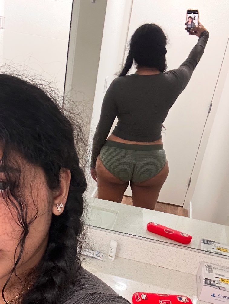 Luvv_1998's tweet photo. Wanna do meet up or buy content?
 #ManchesterFreaks #threesome #ManchesterFreaks #contentcreator #meetups #ebonypyt #nsfwtwt #Manchester #wataa #chudai #ManchesterMeetups #ManchesterMeets https://t.co/OfjUfz51IB
